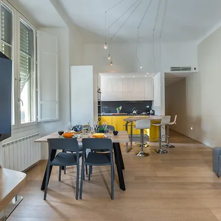 Quiet Designer Flat With Private Rooftop Terrace 佛罗伦萨