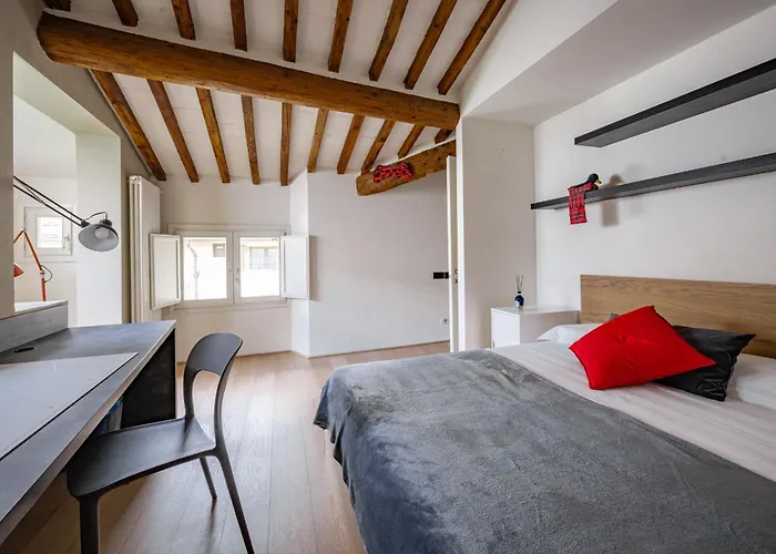 Quiet Designer Flat With Private Rooftop Terrace * Florencja