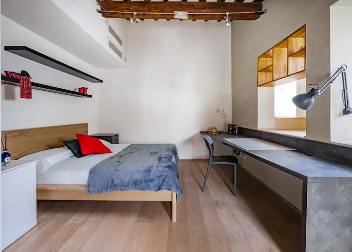 Quiet Designer Flat With Private Rooftop Terrace Apartament